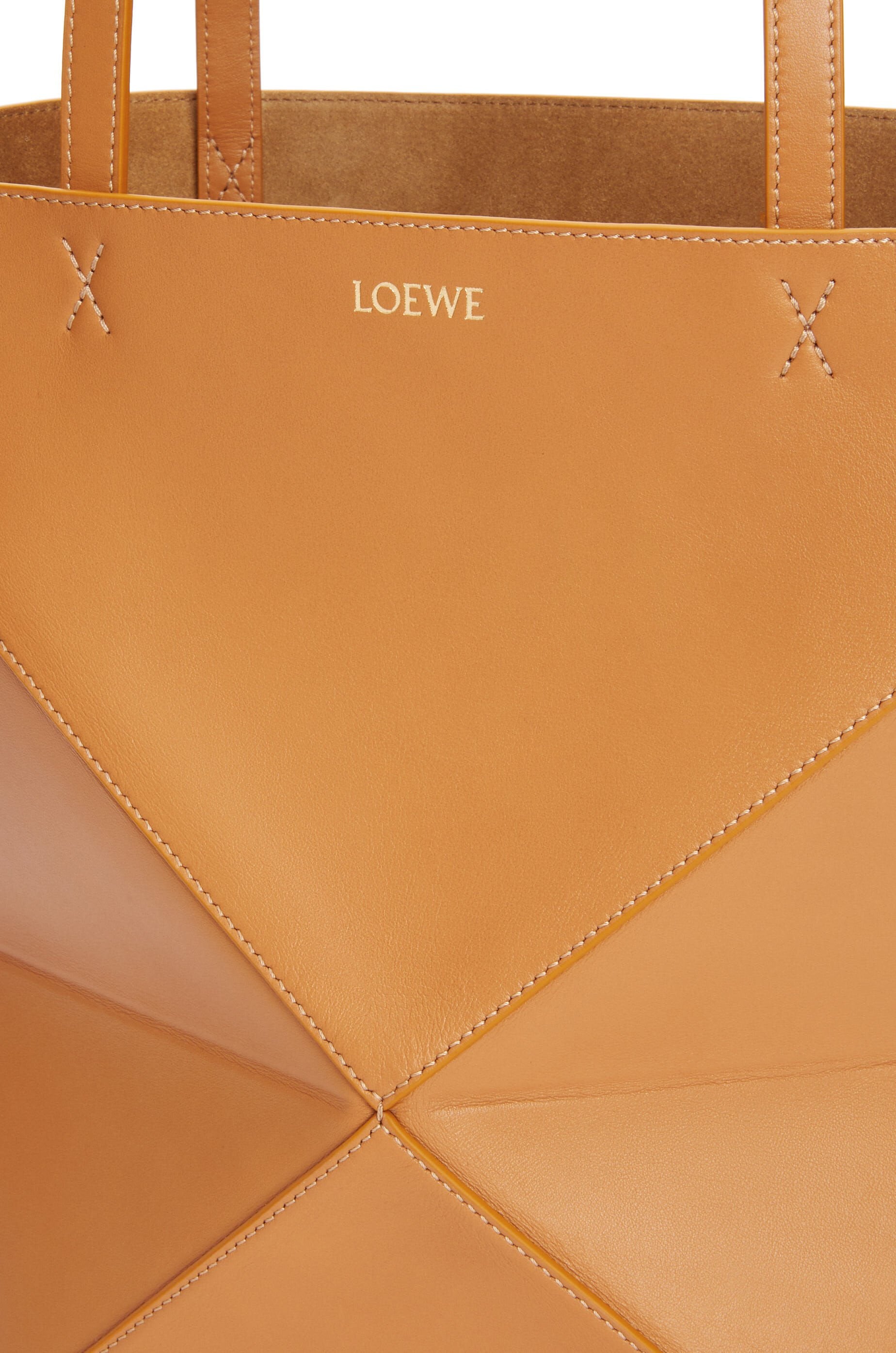 Loewe Medium Puzzle Fold Tote in shiny calfskin (Colour: Warm Desert)