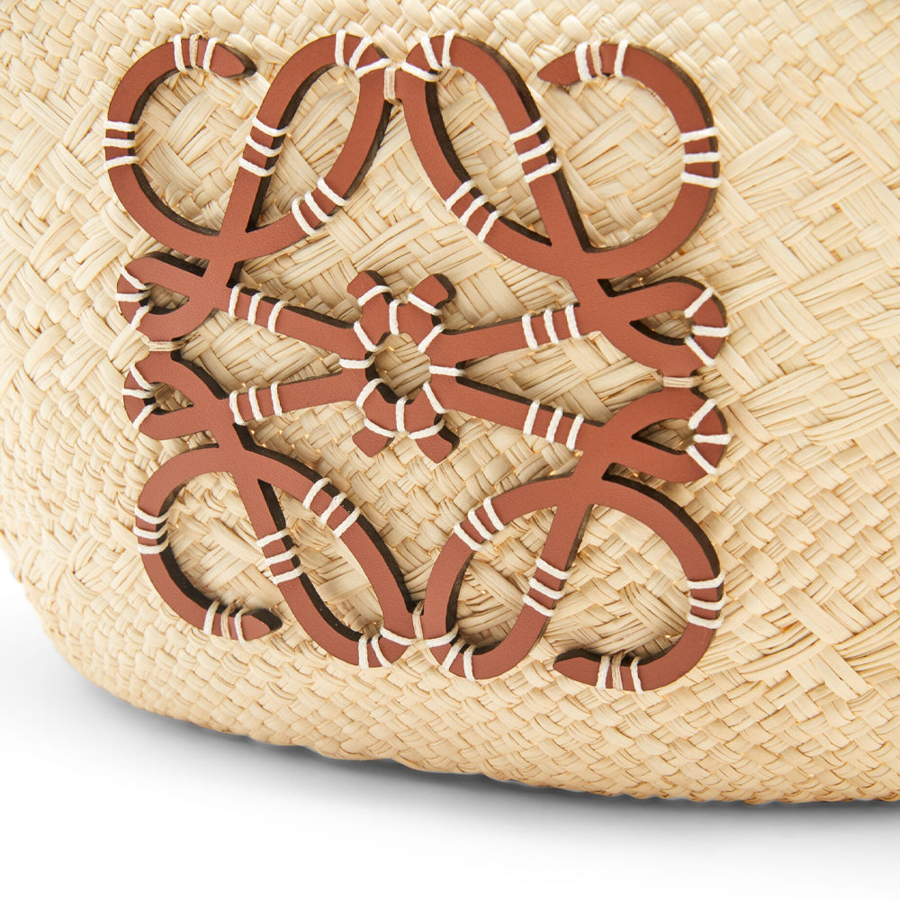 香港現貨 - Loewe Small Anagram Basket bag in iraca palm and calfskin（自然色/棕褐色）