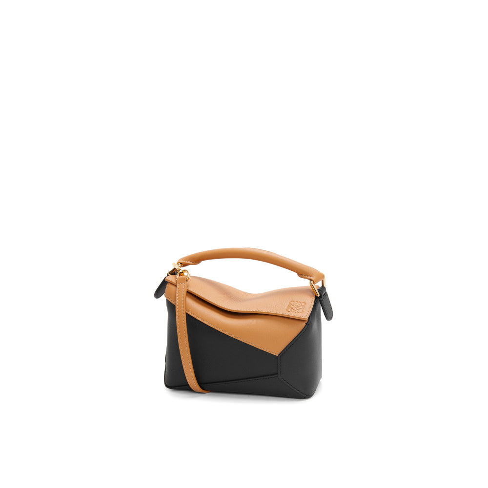 Loewe Mini Puzzle bag in classic calfskin (Warm Desert/Black)