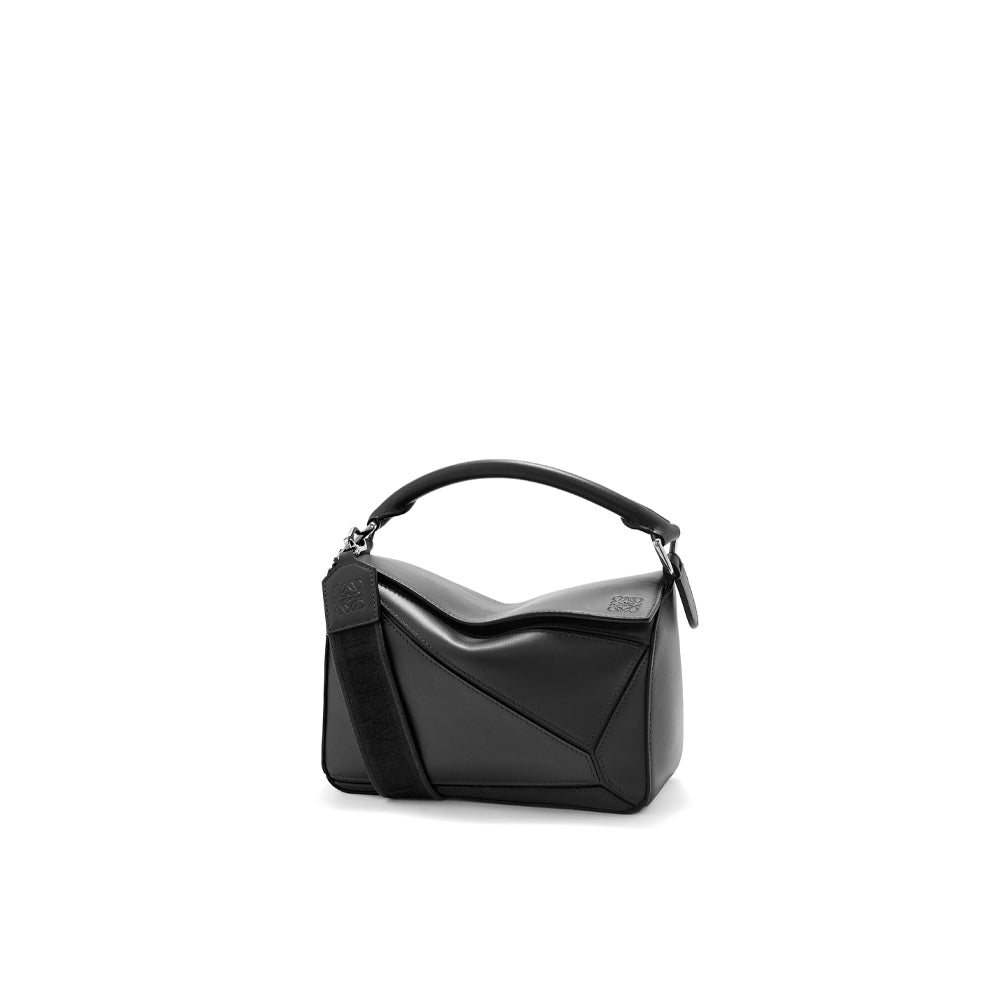 Loewe Small Puzzle bag in satin calfskin (Black)