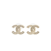 Chanel Earrings，無論是經典款式還是創新設計，都展現品牌的高端工藝與時尚感。