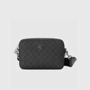 Gucci Shoulder Bag – 經典 Interlocking G 標誌，搭配優質皮革與簡約設計，展現品牌的時尚魅力。