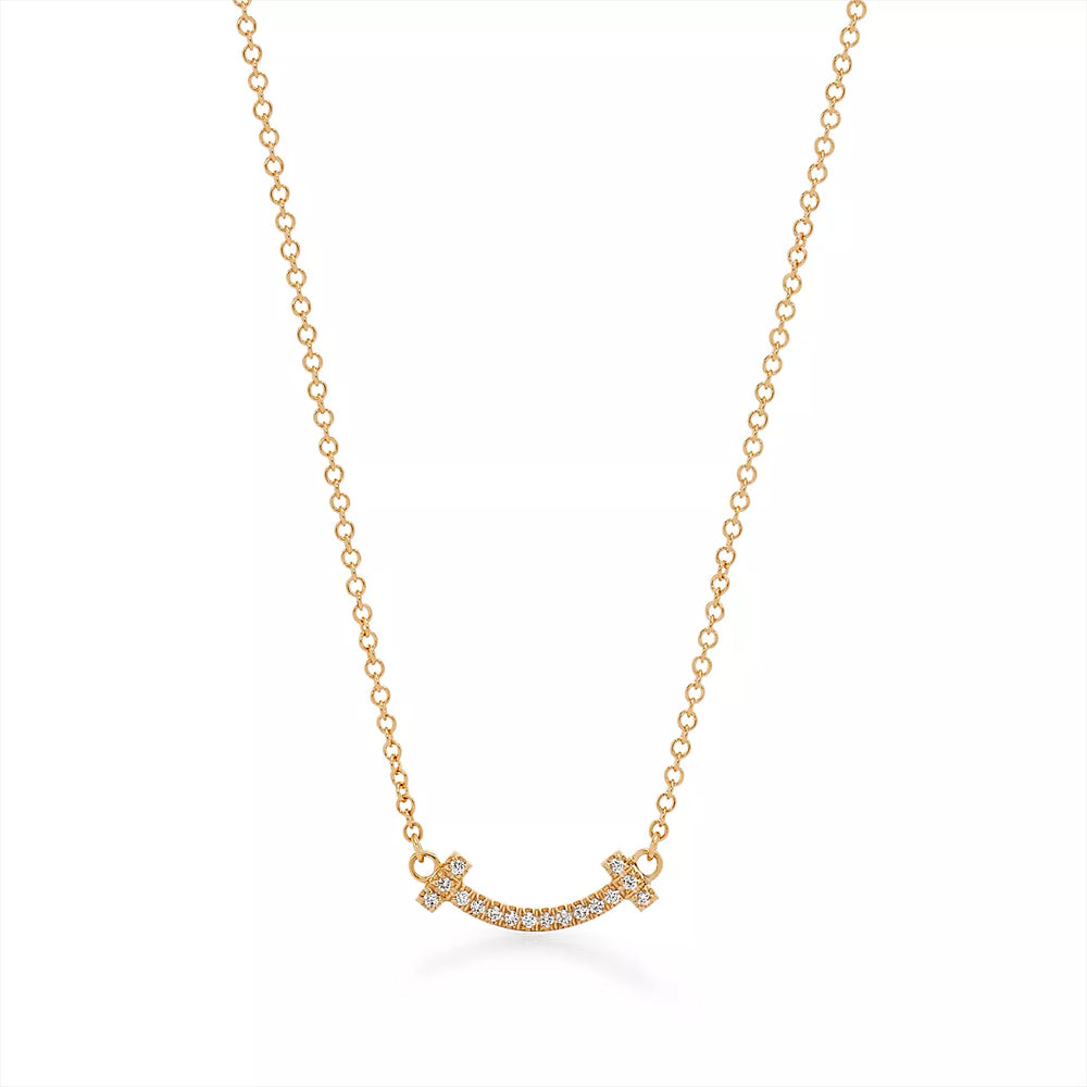 Tiffany & Co. 18K 金 Tiffany T 微笑吊墜，鑲嵌圓形明亮式切割鑽石
