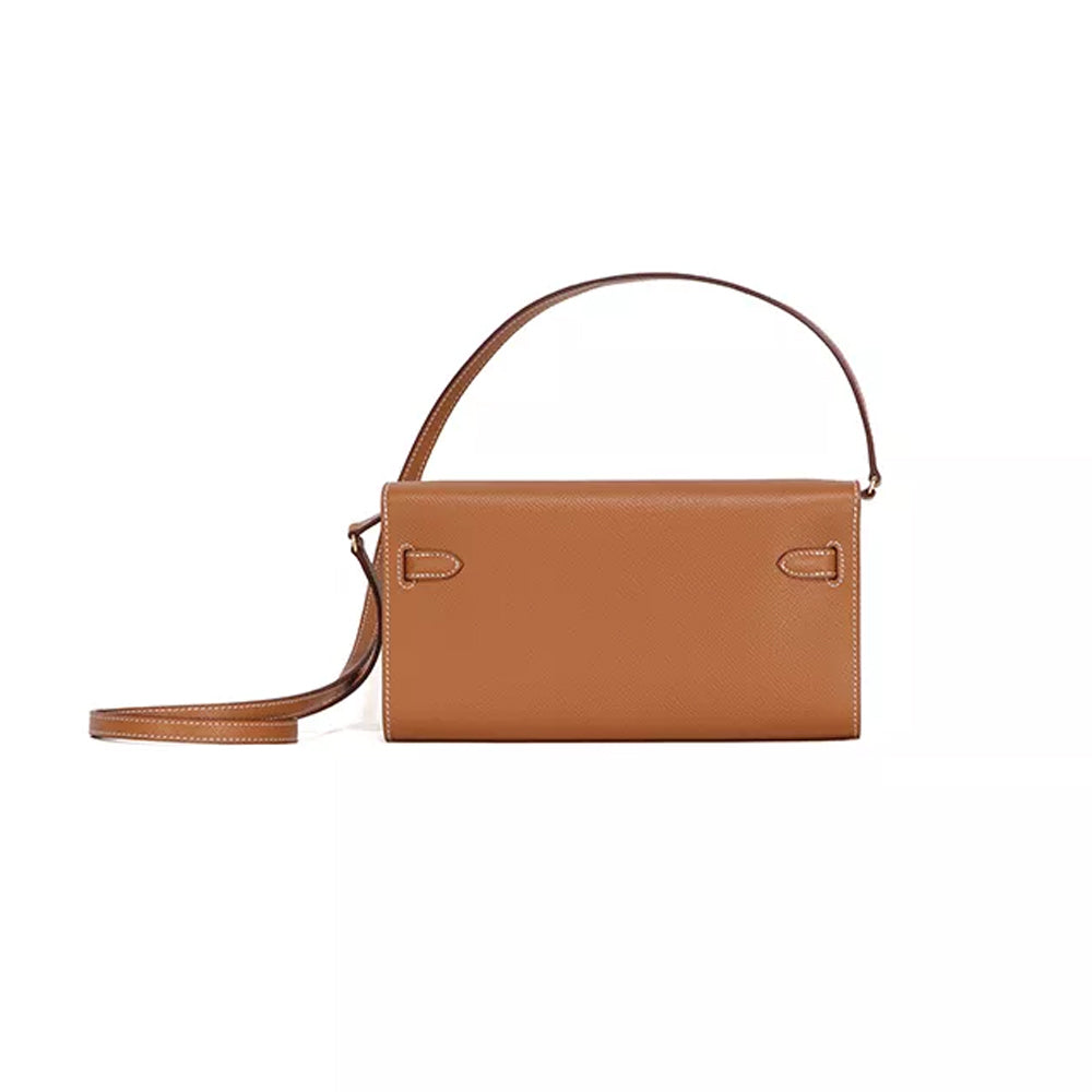 Hermès Kelly To Go Wallet，金棕色 Epsom 皮革，金色五金細節，集優雅與多功能於一身的經典設計。