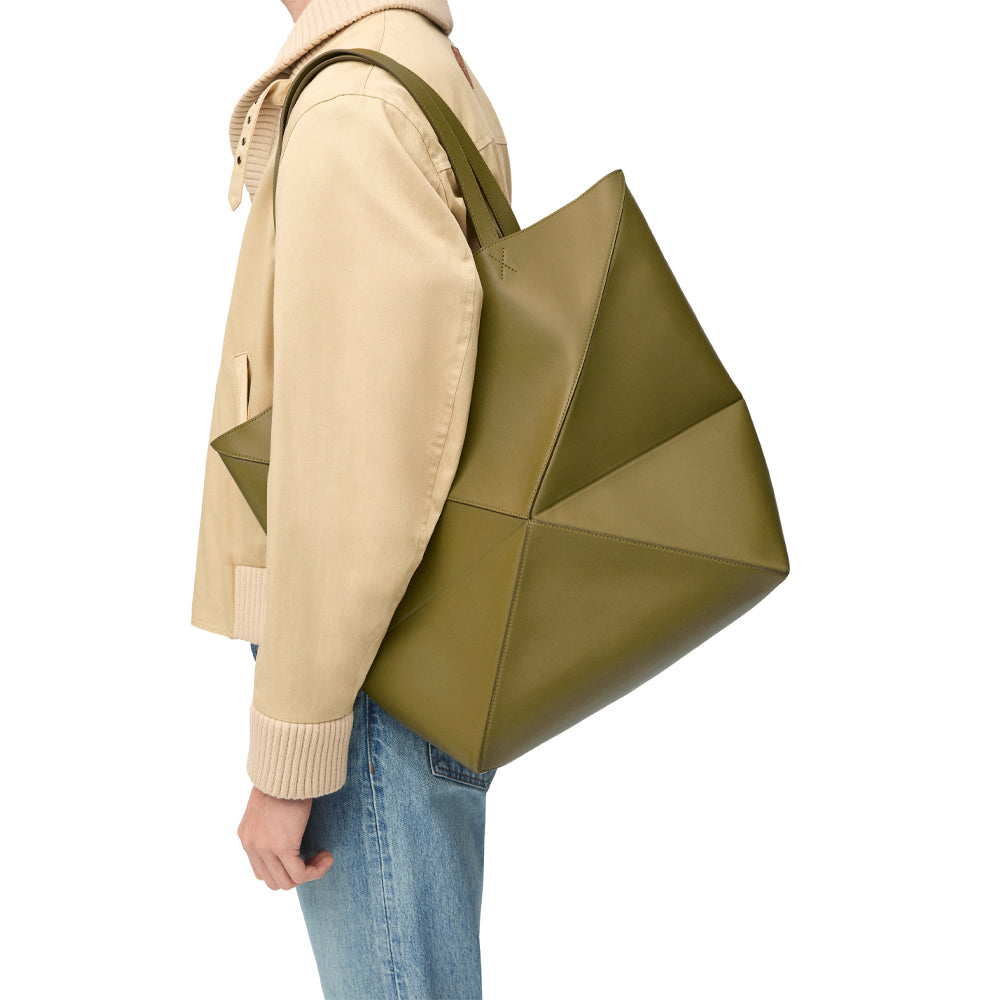 Loewe XL Puzzle Fold Tote in shiny calfskin (Olive)