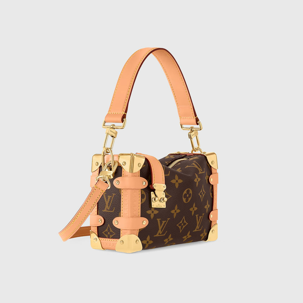 Louis Vuitton Side Trunk PM,經典 Monogram 圖案,結合復古與時尚元素,實用且百搭。