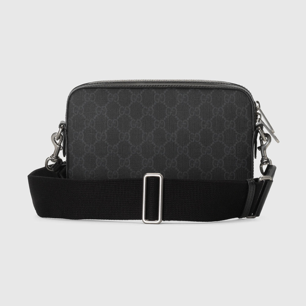 Gucci Shoulder Bag – 經典 Interlocking G 標誌，搭配優質皮革與簡約設計，展現品牌的時尚魅力。
