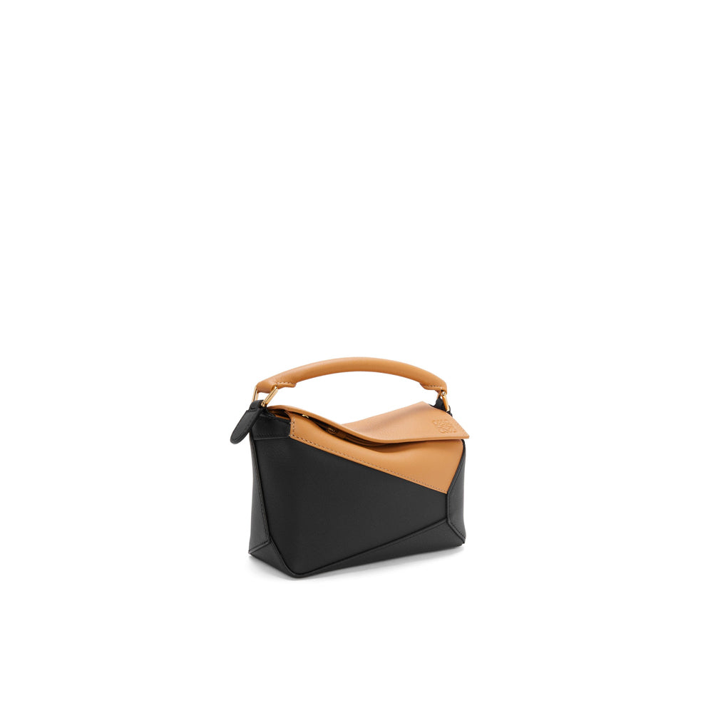 Loewe Mini Puzzle bag in classic calfskin (Warm Desert/Black)
