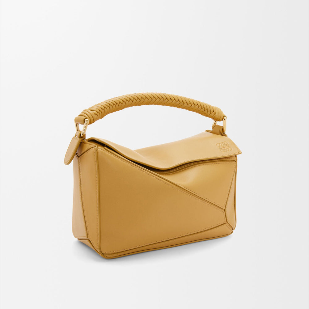 Loewe 經典小牛皮小號 Puzzle 腰包（棕褐）