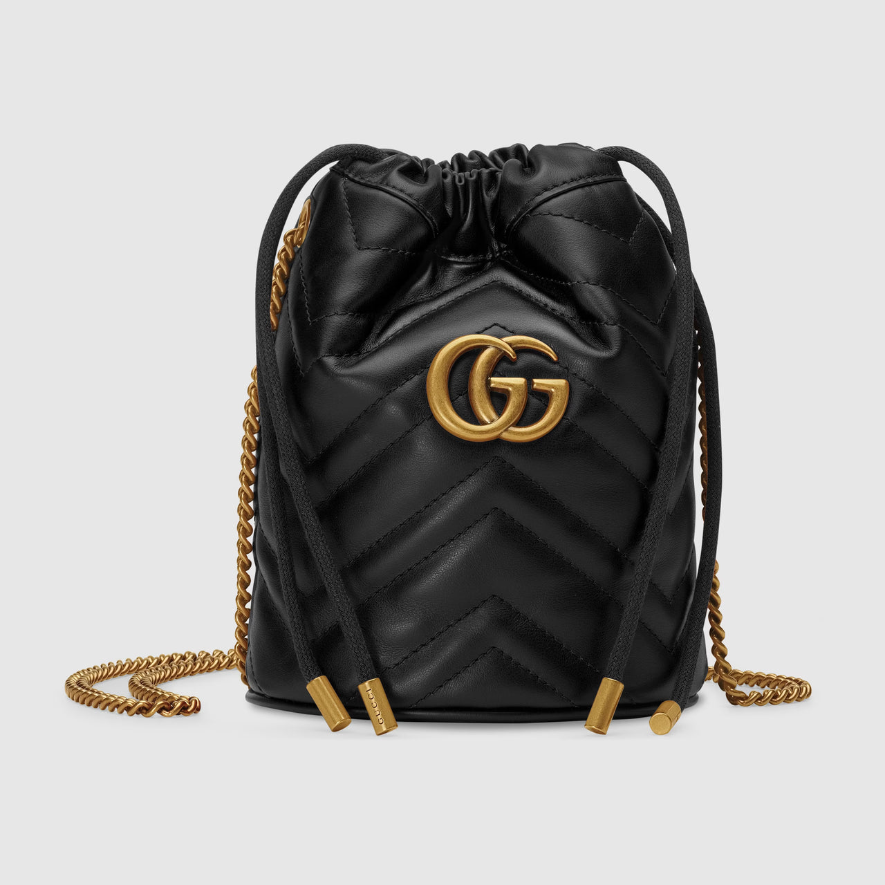 Gucci GG Marmont 迷你水桶包（黑色皮革）