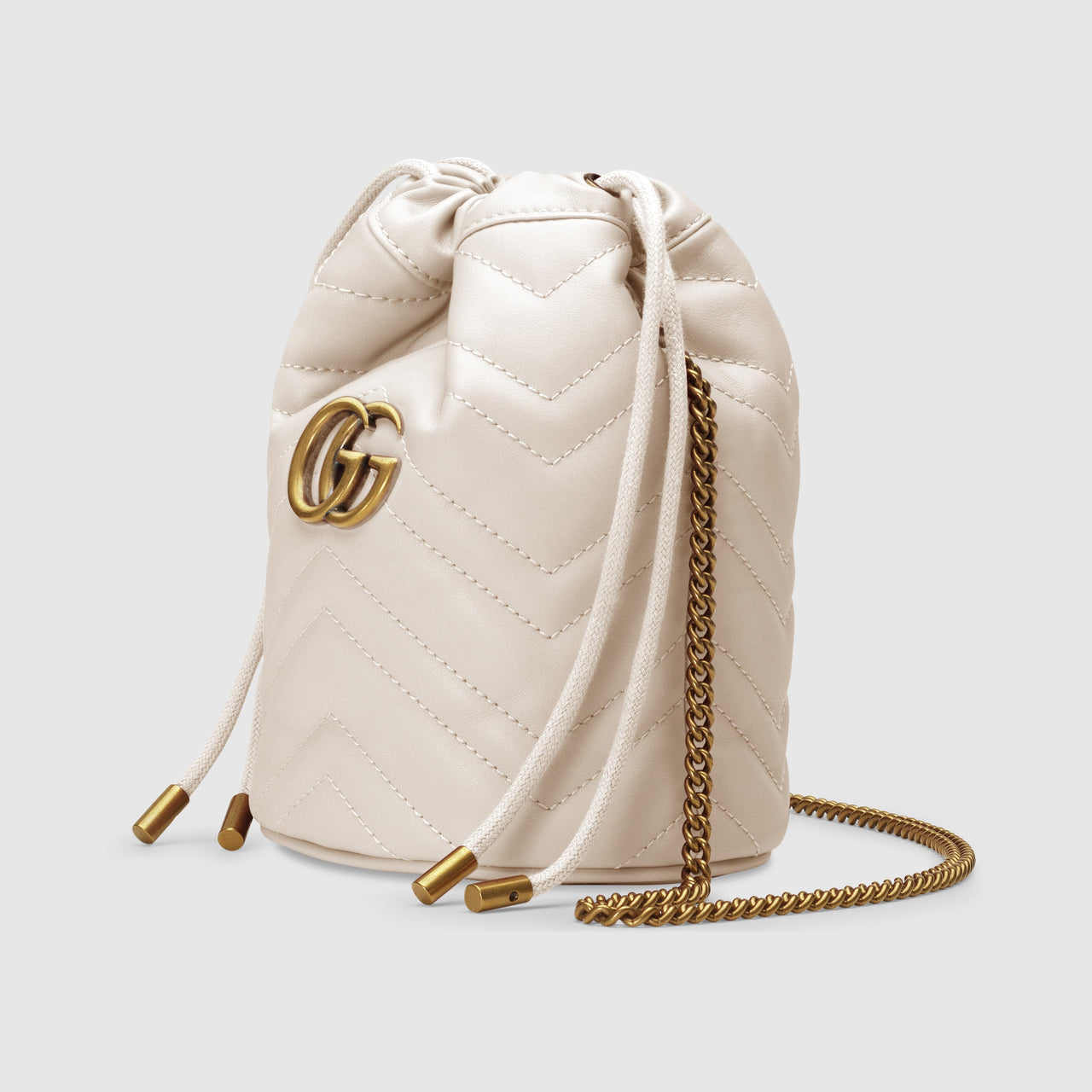Gucci GG Marmont 迷你水桶包（白色皮革）