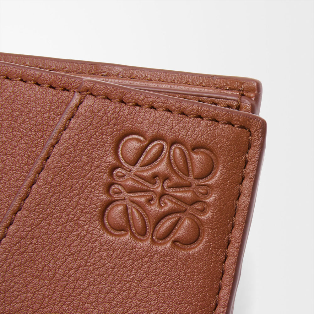 Loewe Puzzle bifold wallet in classic calfskin (Brownie)