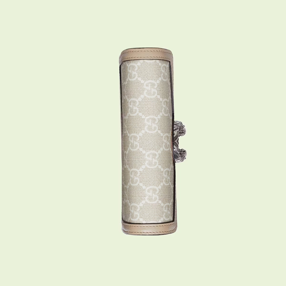 Gucci Dionysus GG Super Mini Bag，結合經典設計與實用尺寸，是理想的小型配飾。