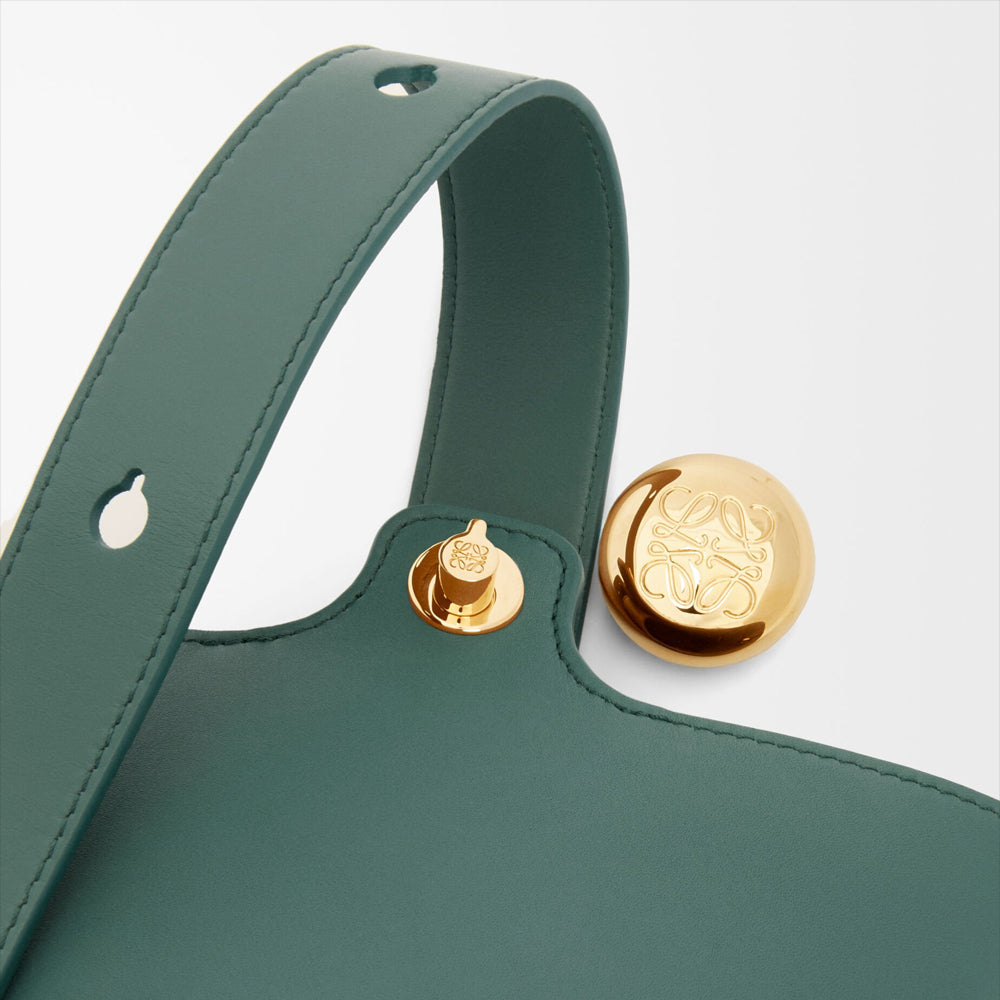 Loewe 經典小牛皮小號 Puzzle 腰包（棕褐）