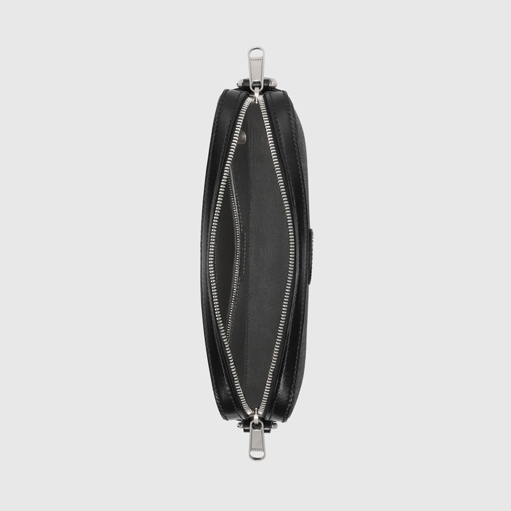 Gucci Shoulder Bag – 經典 Interlocking G 標誌，搭配優質皮革與簡約設計，展現品牌的時尚魅力。
