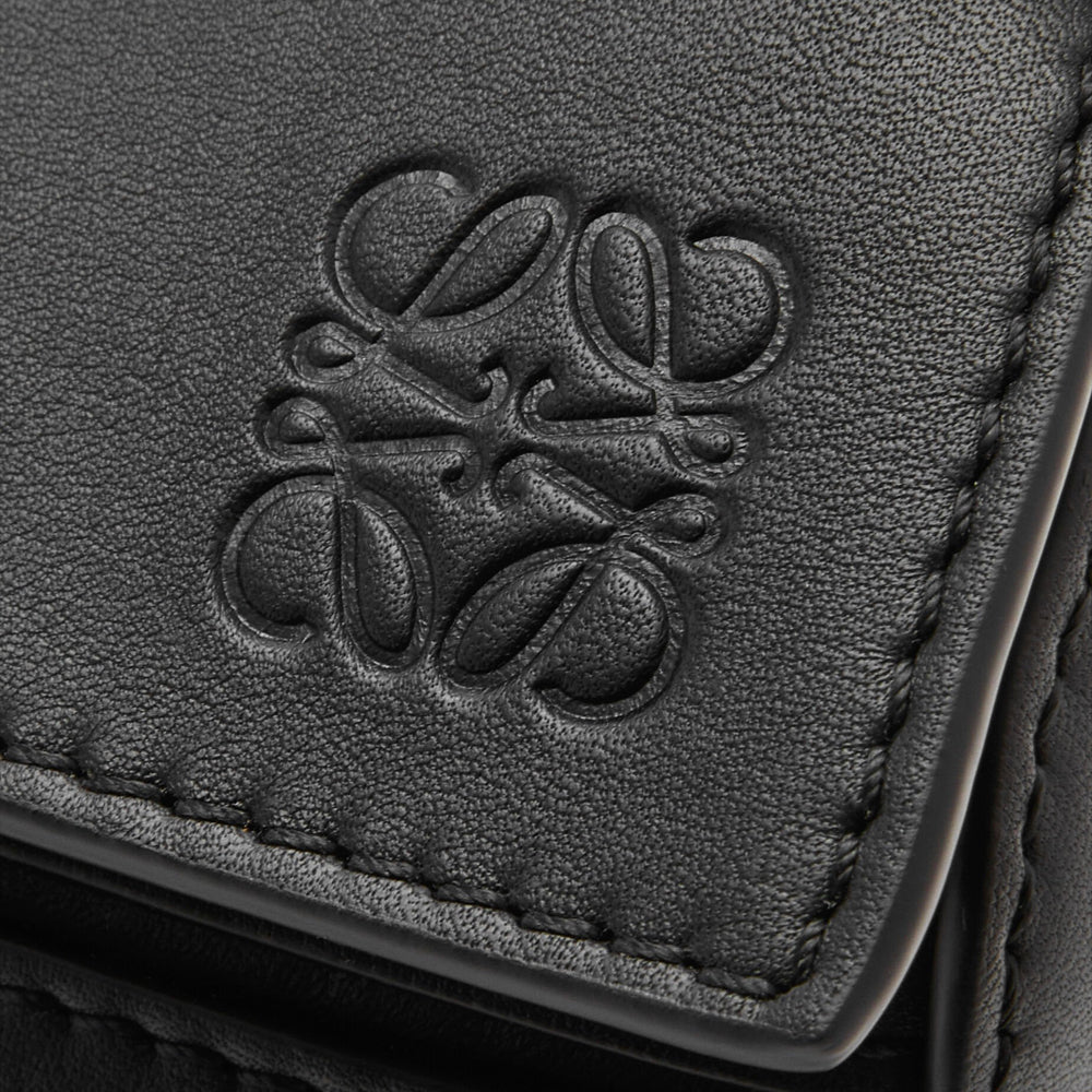 Loewe 經典小牛皮小號 Puzzle 腰包（棕褐）