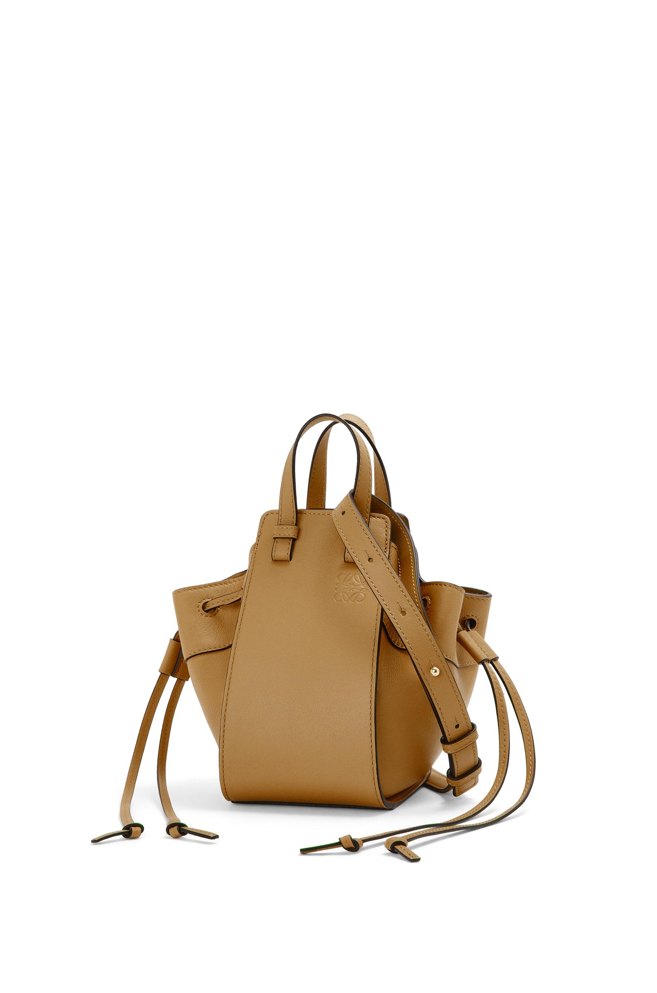 Loewe Mini Hammock drawstring in classic calfskin  (Colour: Ochre Green)