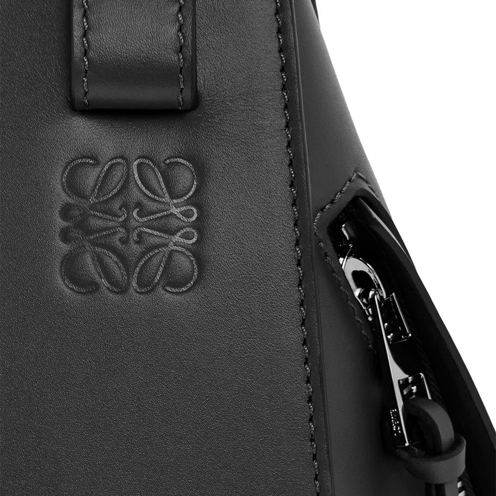 Loewe 經典小牛皮小號 Puzzle 腰包（棕褐）