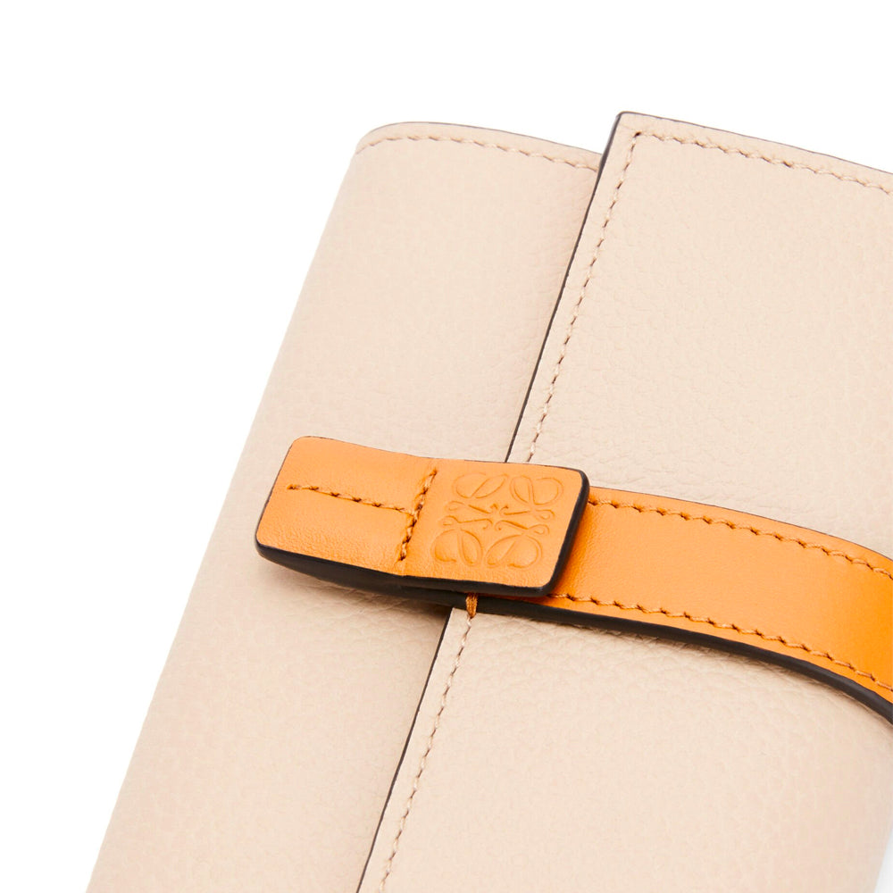 Hong Kong Stock - Loewe Small vertical wallet in soft grained calfskin (Light Oat/Honey)