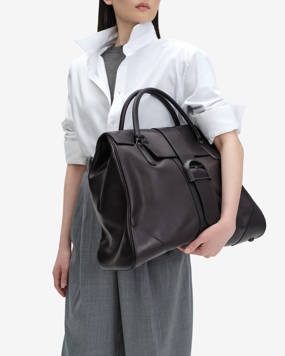 Delvaux L'XXL in Dream Calf (Black)