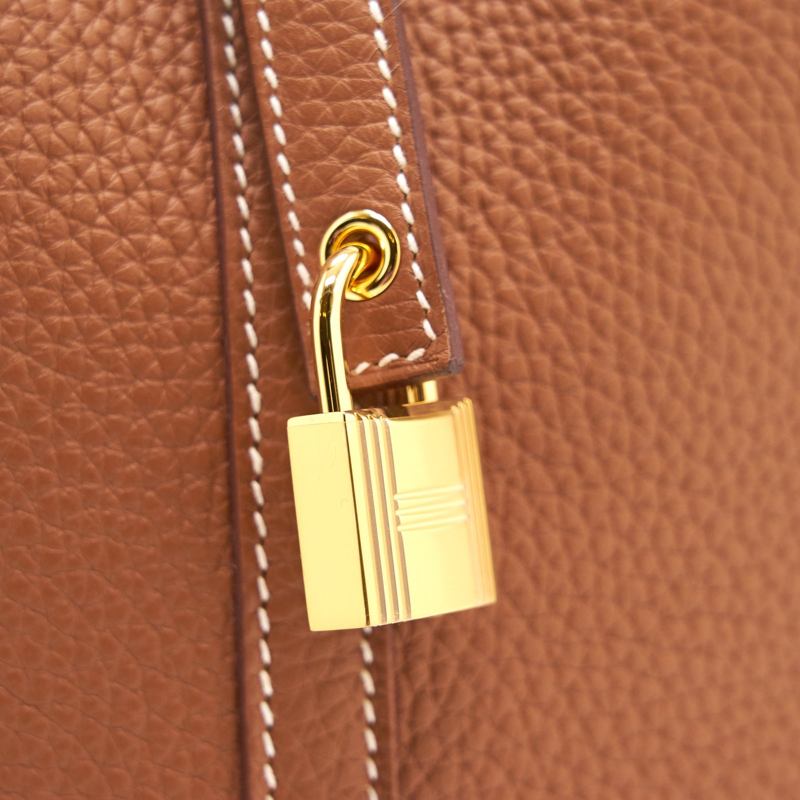 Hong Kong Stock - Hermes picotin 22 Gold GHW