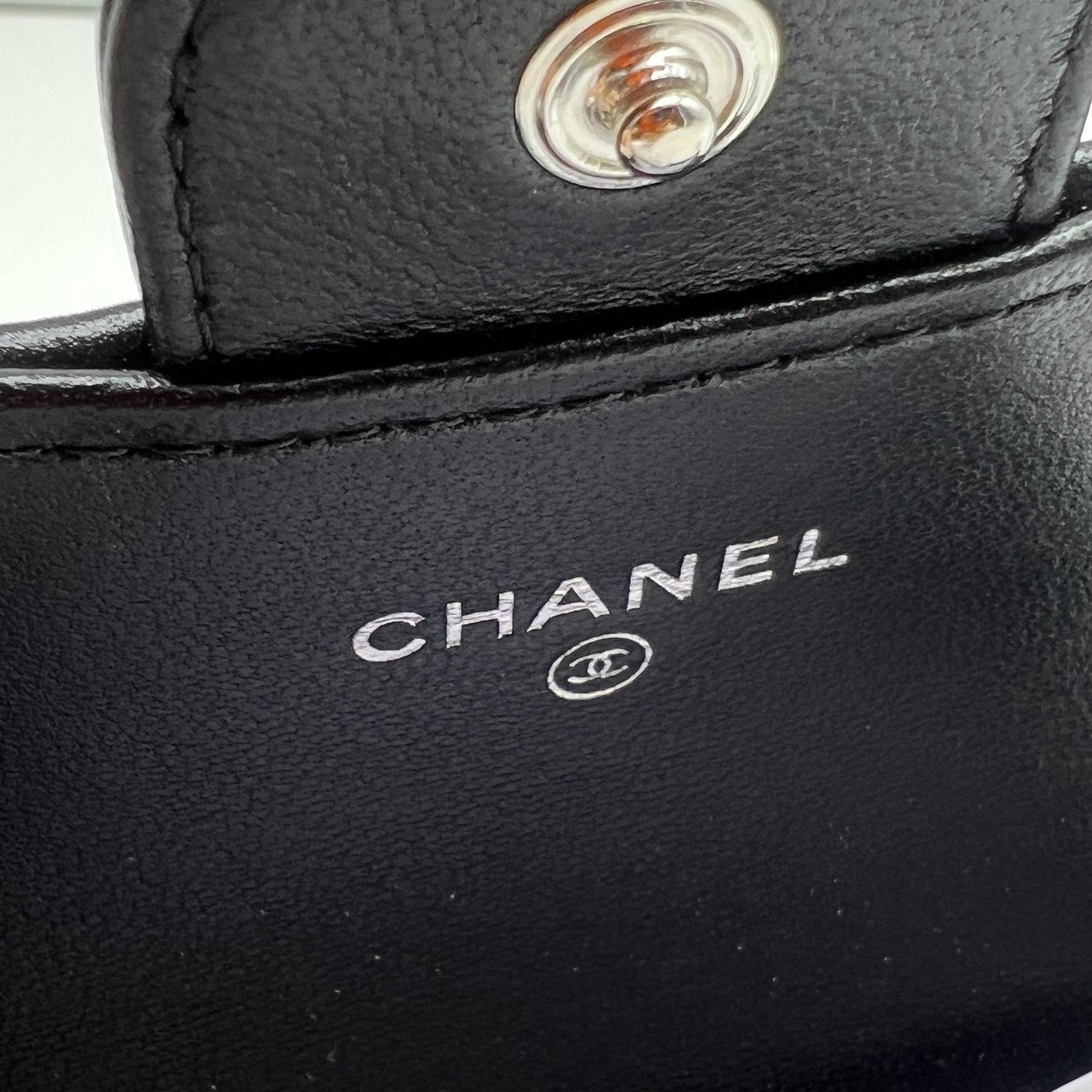 Hong Kong Stock - Chanel Classic Card Holder