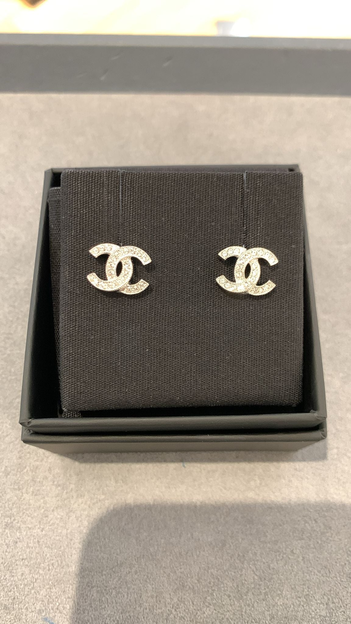 Hong Kong Stock - Chanel CC Logo Classic Earrings Sliver ABE100