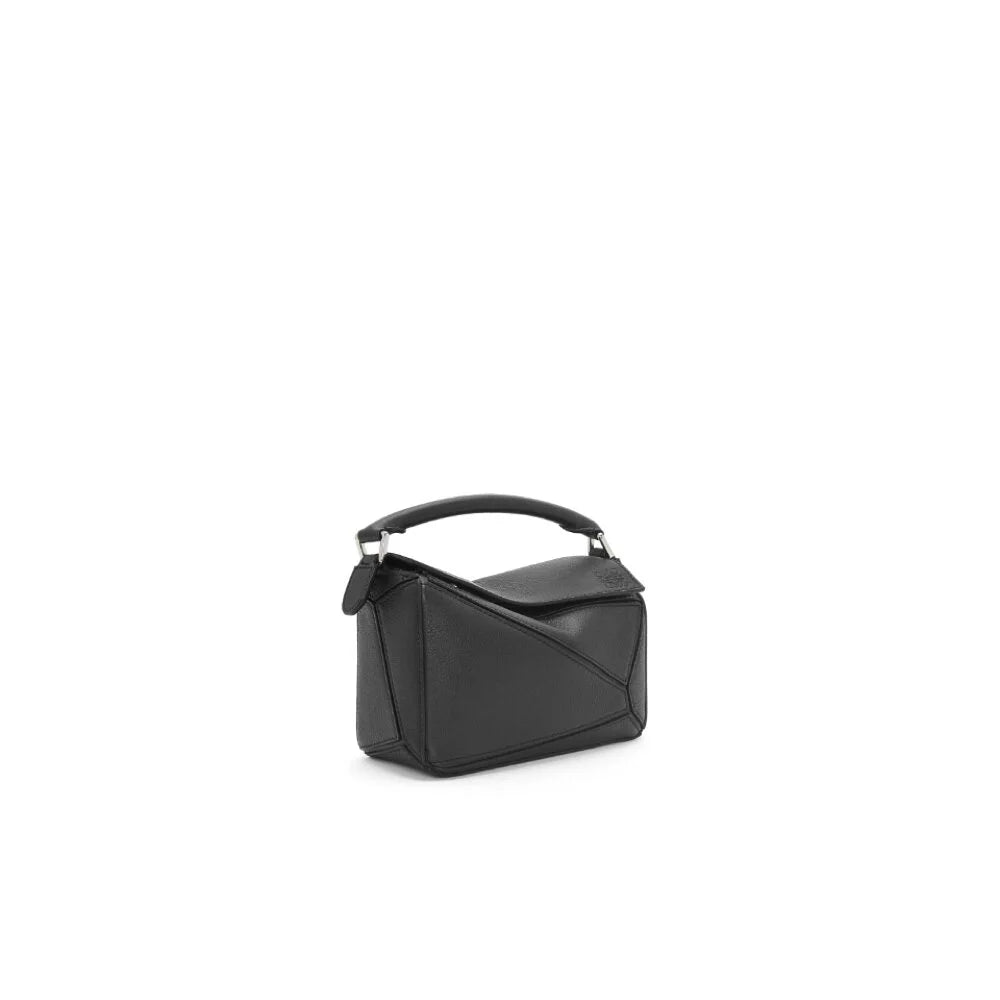 Loewe Mini Puzzle bag in classic calfskin (Black)