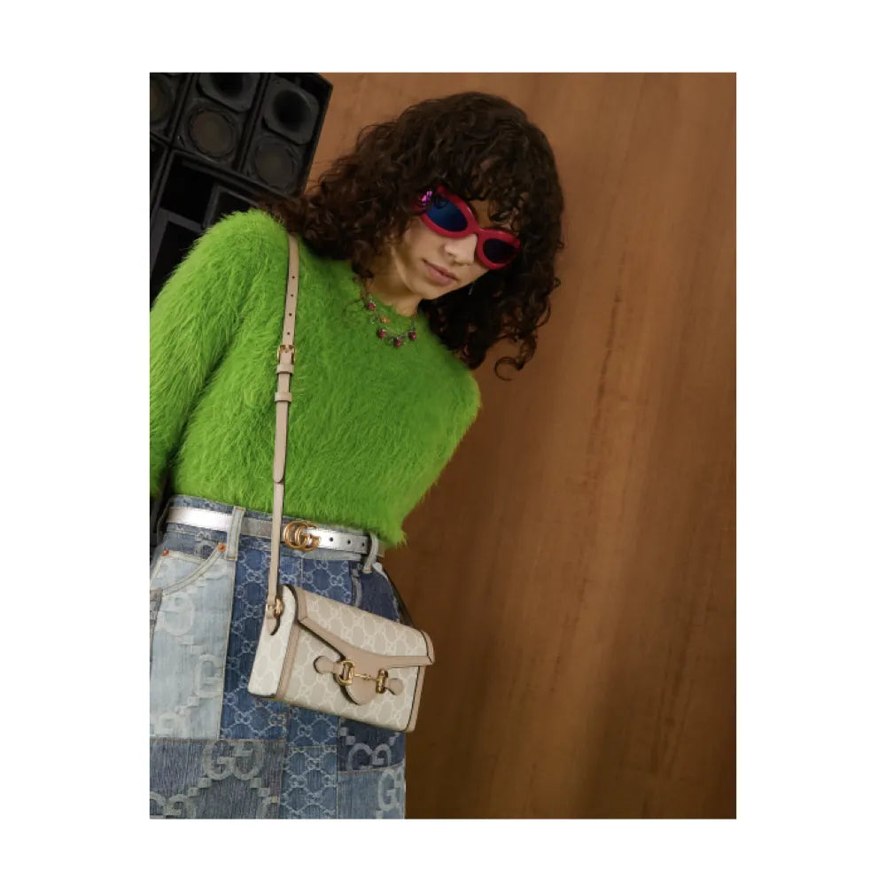 Gucci Horsebit 1955 迷你包（米色和白色 GG Supreme 帆布）